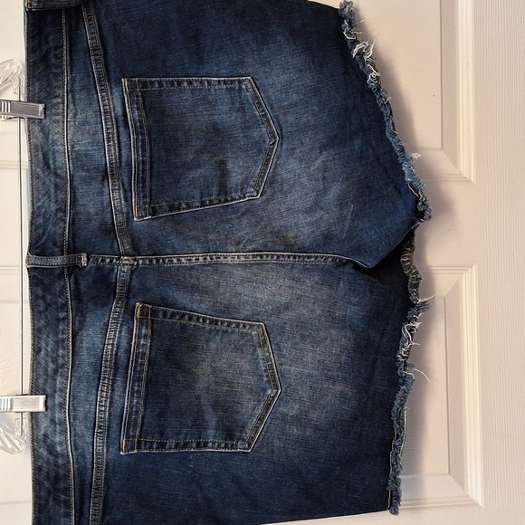 Torrid Blue Denim Shorts - Picture 3 of 4